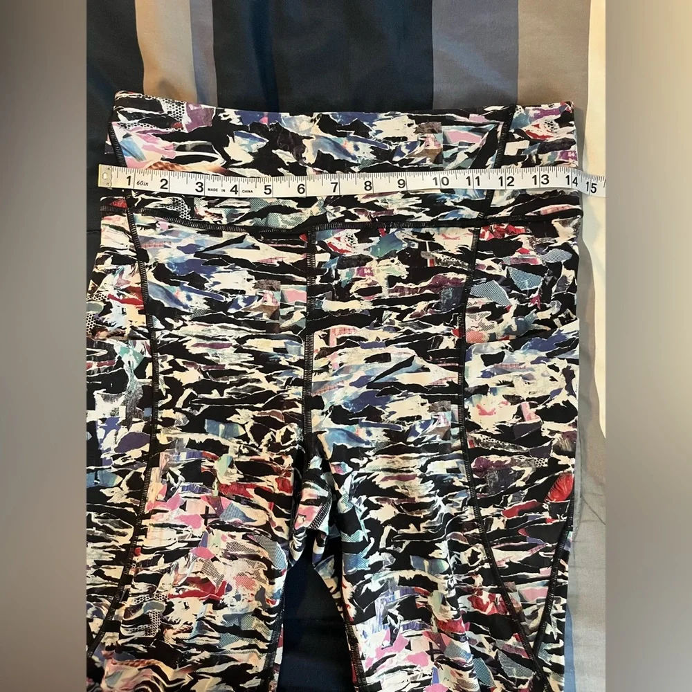 🍋 LIKE NEW Lululemon Break Free Tight 25" - Culture Clash Starlight Black - Sz 8 - Picture 12 of 16